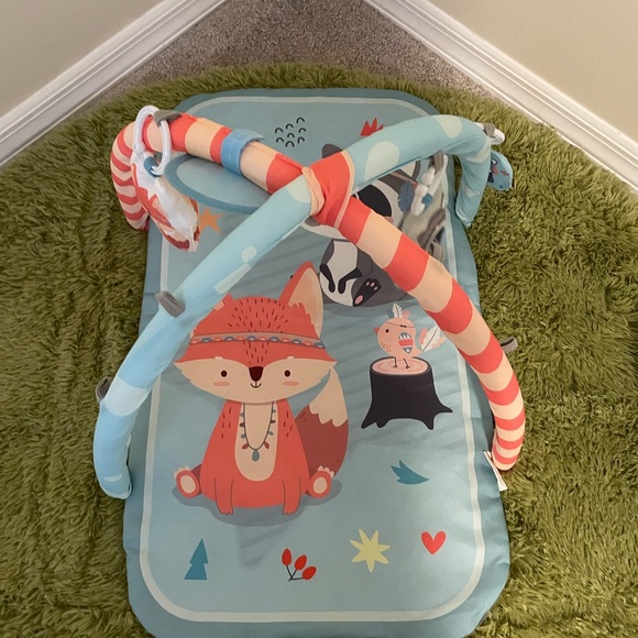 Tummy Time Mat used once cute characters lightweight take anywhere - Picture 1 of 5